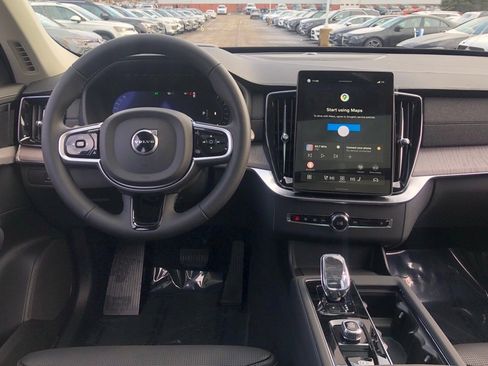 New 2026 Volvo XC90 B6 Ultra w/ Protection Package Premier image 17