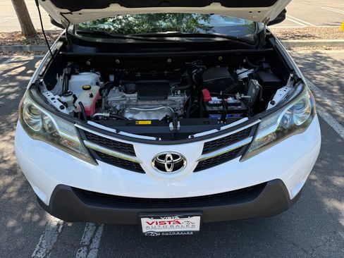 Used 2015 Toyota RAV4 LE FWD image 26