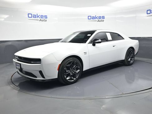 Used 2025 Dodge Charger Daytona R/T AWD/4WD image 4