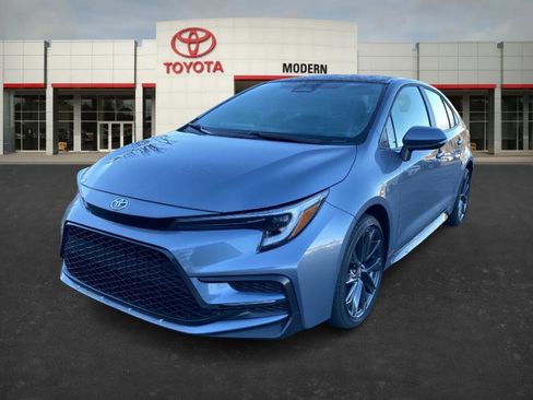 Certified 2025 Toyota Corolla SE image 1