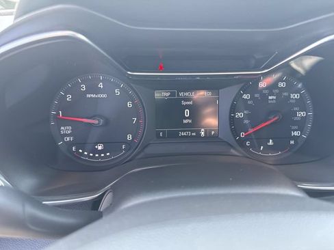 Used 2021 Chevrolet TrailBlazer LT w/ Convenience Package FWD image 12