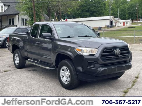 Used 2019 Toyota Tacoma SR RWD image 1