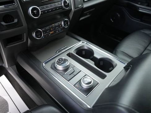 Used 2020 Ford Expedition Max XLT w/ Equipment Group 202A image 30