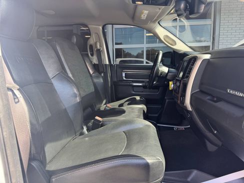 Used 2016 RAM 1500 Laramie AWD/4WD image 35