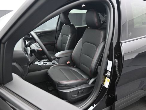 New 2025 Ford Escape ST-Line w/ Equipment Group 301A image 8