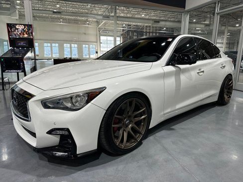 Used 2018 INFINITI Q50 Red Sport 400 RWD image 19