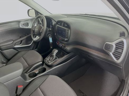 Used 2024 Kia Soul LX w/ Option Group 015 image 27