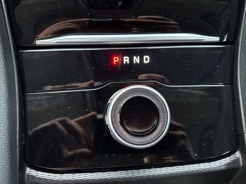 Used 2024 Jeep Grand Cherokee Laredo X image 62