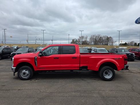 Used 2024 Ford F350 XLT w/ 360-Degree Camera Package AWD/4WD image 4