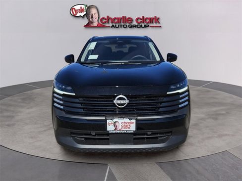 New 2026 Nissan Kicks SV image 9