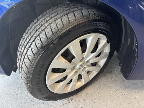 Used 2017 Nissan Sentra S FWD image 25