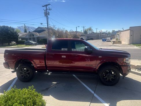 Used 2020 RAM 2500 Laramie image 4
