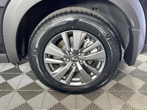 Certified 2024 Nissan Pathfinder SV image 31