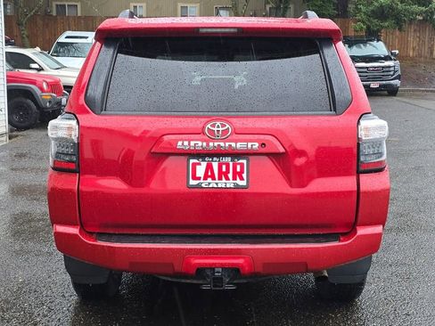 Used 2020 Toyota 4Runner SR5 image 4