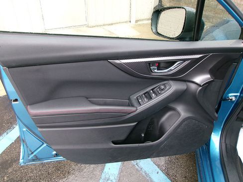 Used 2017 Subaru Impreza 2.0i Sport image 14