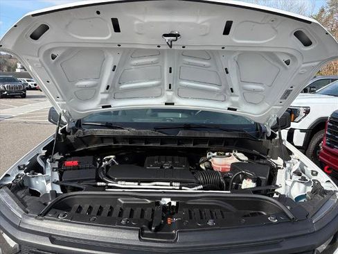 Certified 2024 Chevrolet Silverado 1500 W/T w/ WT Value Package image 23