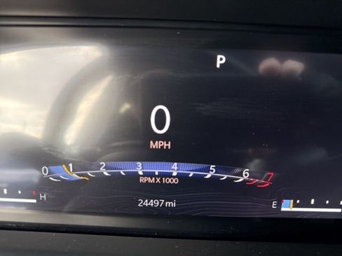 Used 2022 Jeep Grand Cherokee Limited image 10