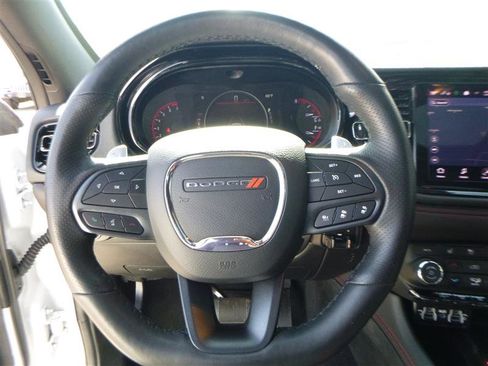 Used 2025 Dodge Durango GT AWD/4WD image 13