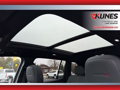 New 2026 GMC Acadia AT4 w/ Luxury Package AWD/4WD image 34