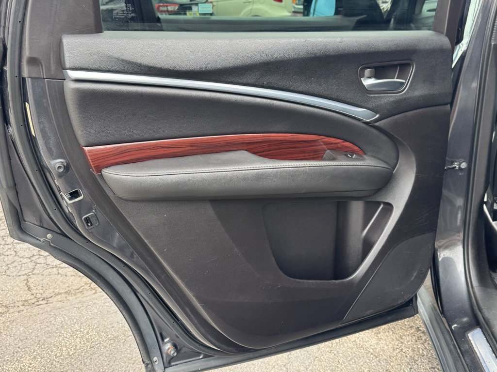 Used 2015 Acura MDX SH-AWD image 16