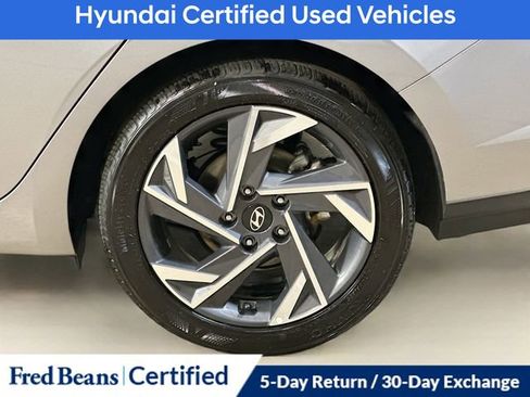 Certified 2025 Hyundai Elantra Sport FWD image 7