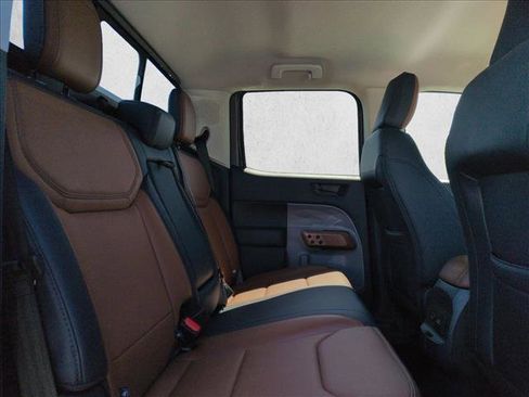 Used 2024 Ford Maverick Lariat AWD/4WD image 19