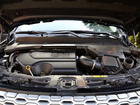 Used 2020 Land Rover Discovery Sport S image 23