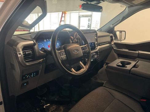 Used 2024 Ford F150 XLT AWD/4WD image 11
