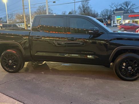 Used 2024 Toyota Tundra Limited image 8