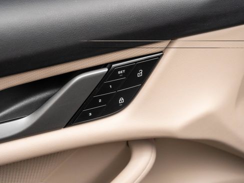 Certified 2024 Porsche Taycan 4S AWD/4WD image 25