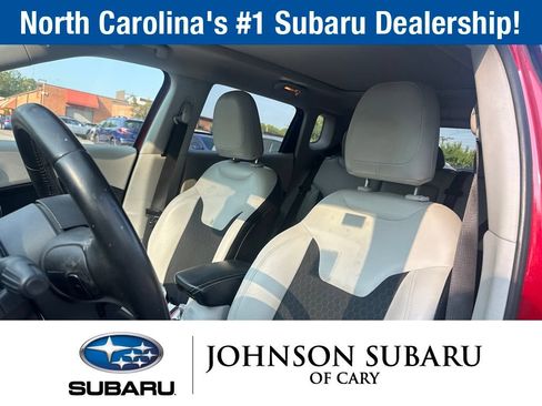 Used 2018 Jeep Compass Latitude FWD image 7