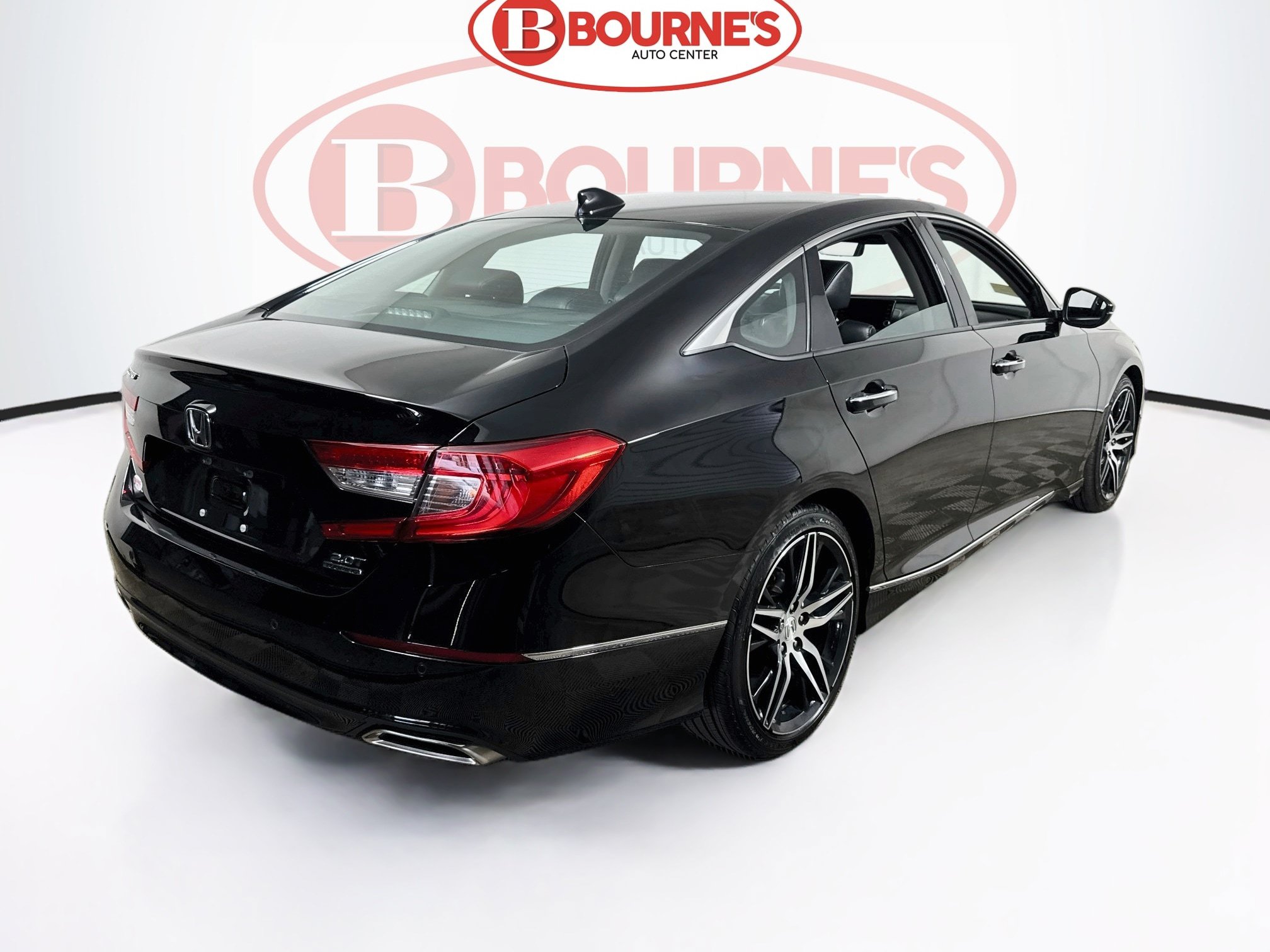 Used 2021 Honda Accord Touring image 12