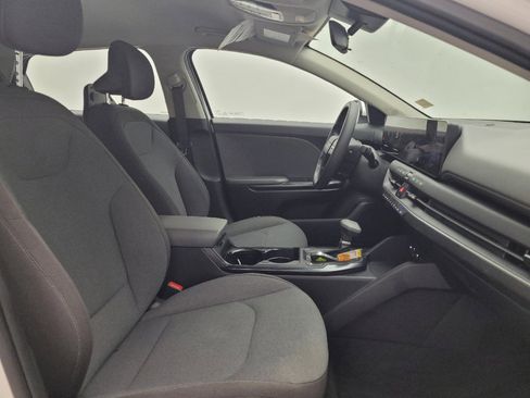 Used 2025 Kia K4 FWD image 21