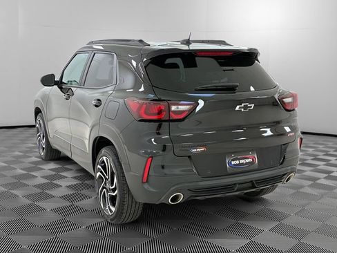 Used 2025 Chevrolet TrailBlazer RS w/ Convenience Package AWD/4WD image 3