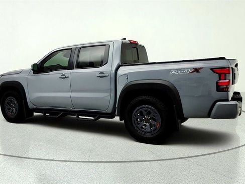 Used 2025 Nissan Frontier Pro-X RWD image 8