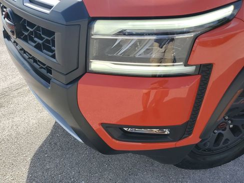 Used 2025 Nissan Frontier Pro-X w/ Pro Convenience Package image 16