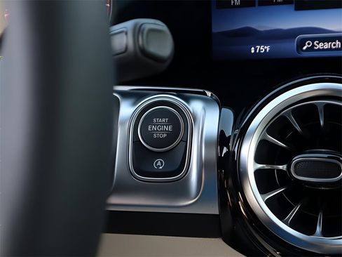 New 2026 Mercedes-Benz GLB 250 4MATIC image 47