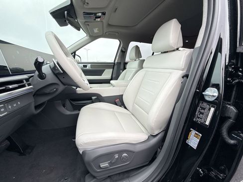 New 2026 Hyundai Santa Fe Limited image 13