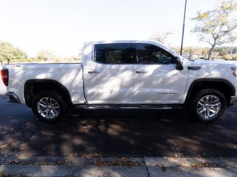 Used 2022 GMC Sierra 1500 SLT w/ SLT Premium Package image 2