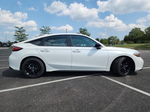 New 2025 Honda Civic Sport image 36