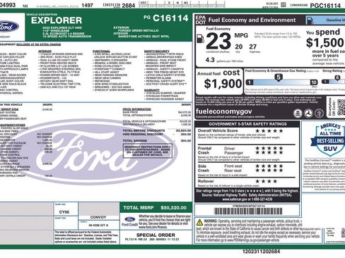 Used 2023 Ford Explorer XLT w/ Equipment Group 202A image 6