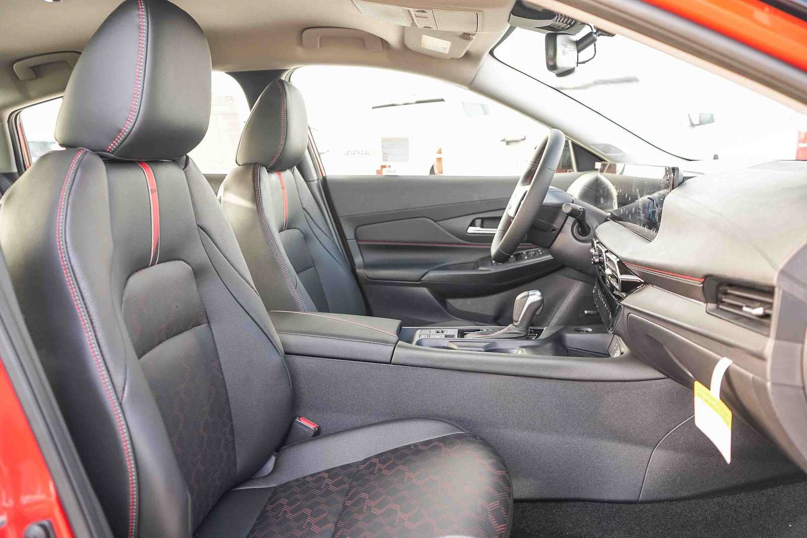 New 2027 Nissan Sentra SR w/ SR Premium Package FWD image 18