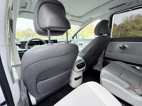 New 2026 Hyundai Ioniq 9 Limited image 23