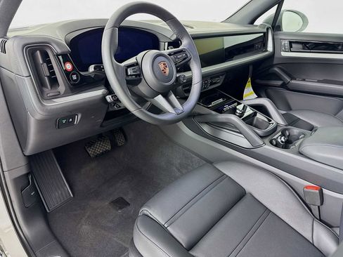 New 2026 Porsche Cayenne AWD/4WD image 4
