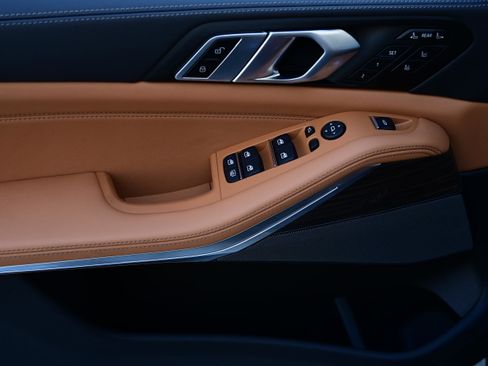 New 2026 BMW X7 xDrive40i w/ Executive Package image 26