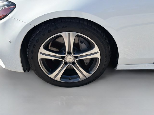 Used 2017 Mercedes-Benz E 300 image 40