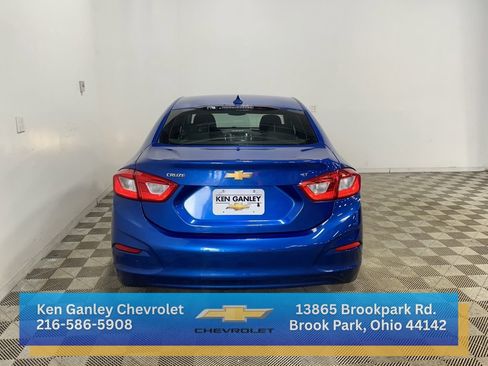 Used 2016 Chevrolet Cruze LT w/ Convenience Package image 5