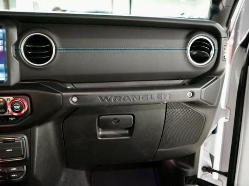 Used 2021 Jeep Wrangler Unlimited Rubicon 4xe w/ Steel Bumper Group image 24