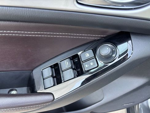 Used 2018 MAZDA MAZDA3 Touring image 14