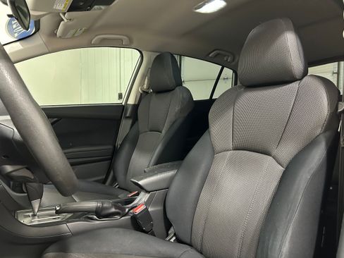 Used 2021 Subaru Crosstrek 2.0i AWD/4WD image 24